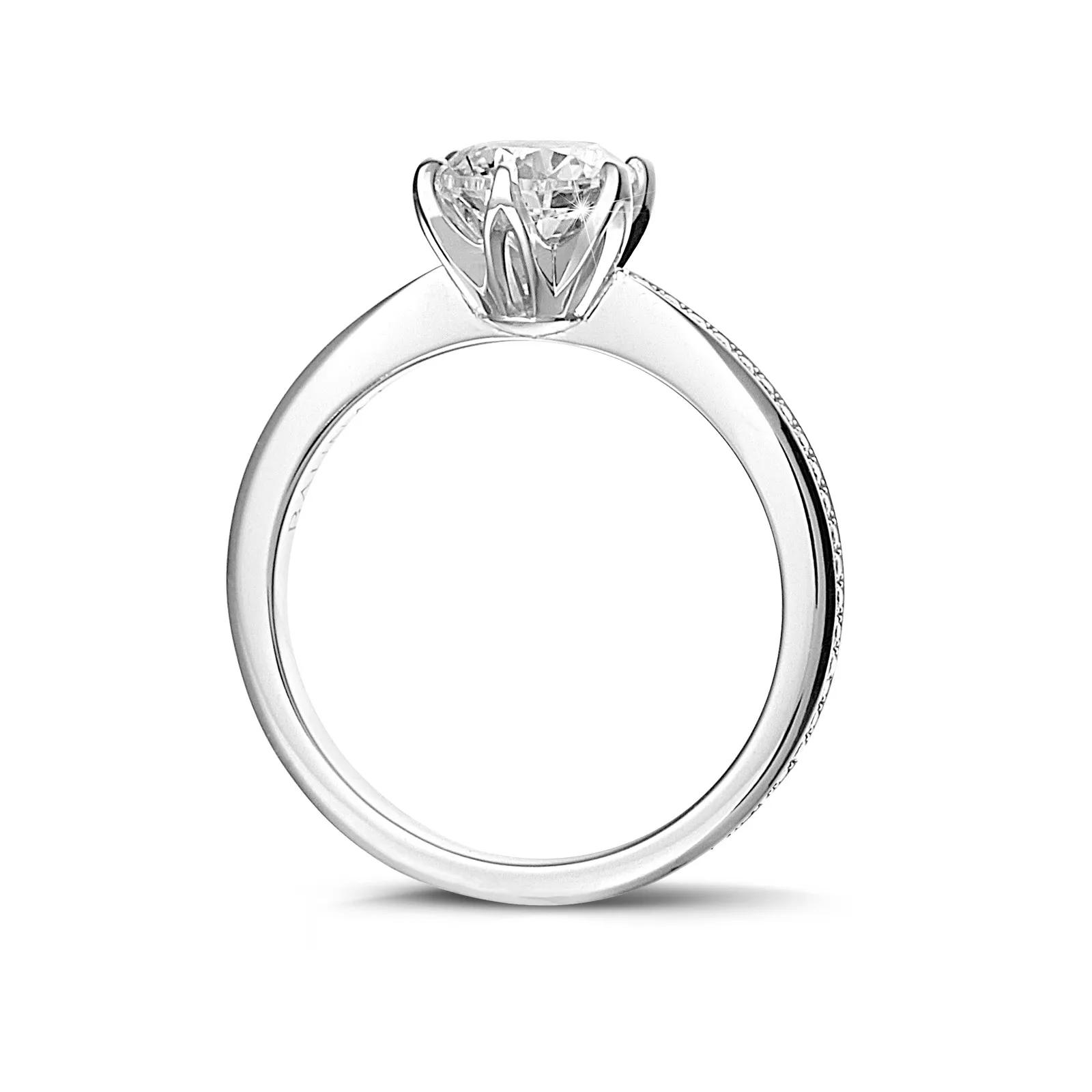 0.50 quilates anillo solitario en oro blanco con diamantes en los lados 