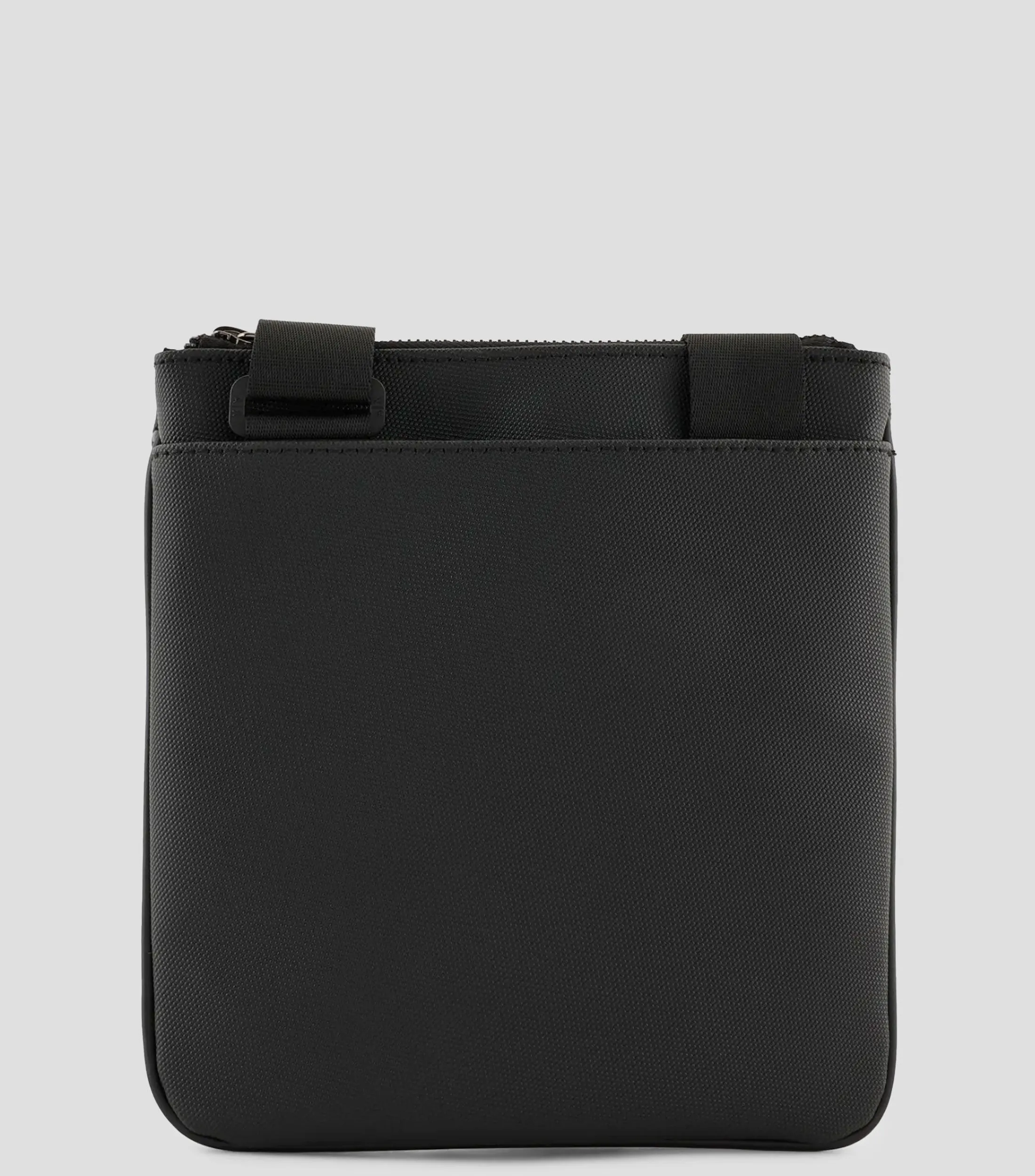 A821_Armani Exchange Bolso Messenger Estampado Hombre