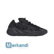 ADIDAS YEEZY BOOST 700 MNVN  FV4440