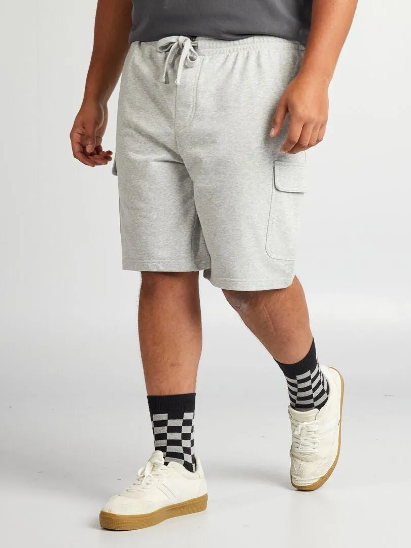 BERMUDAS CON BOLSILLOS CON SOLAPA  GRIS