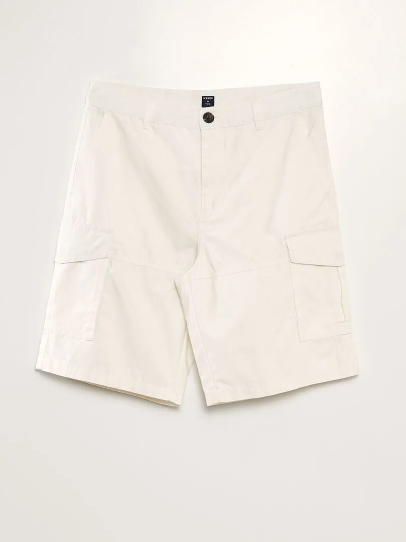 BERMUDAS CON BOLSILLOS EN LOS LATERALES  BLANCO
