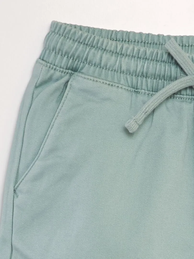 BERMUDAS CON CINTURA ELáSTICA  AZUL