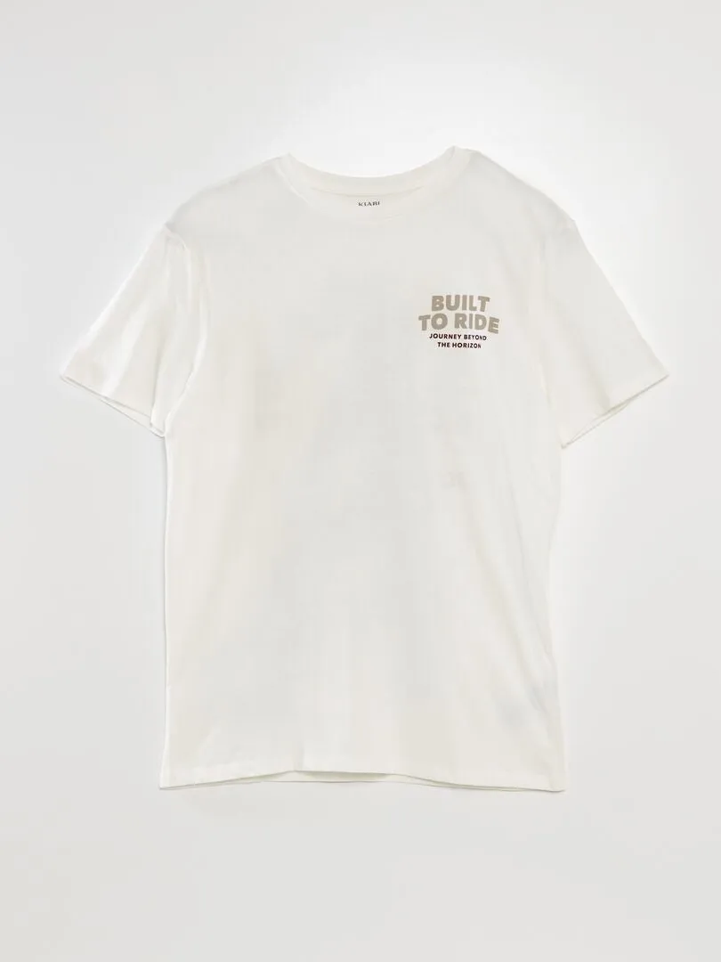 CAMISETA CON ESTAMPADO TRASERO  BLANCO
