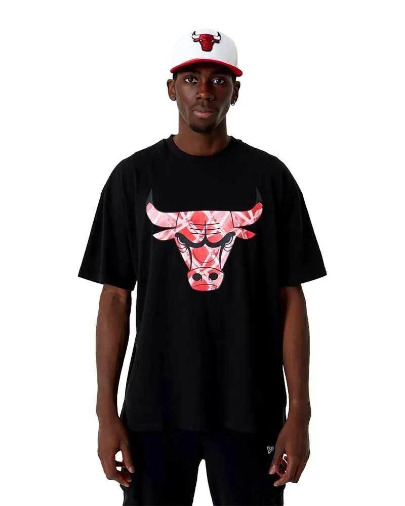 Camiseta new era negra bulls nba infill logo os tee