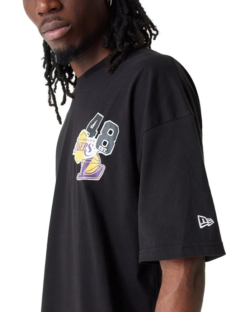 Camiseta new era negra lakers arch wrdmrk os tee loslak