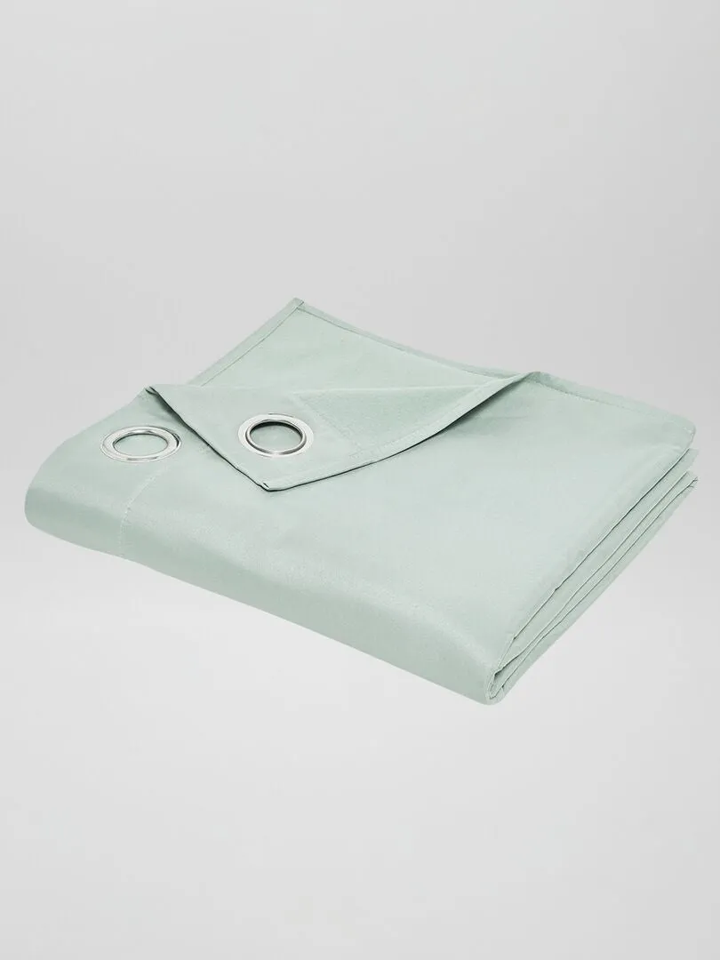 CORTINA LISA CON ARANDELAS  VERDE
