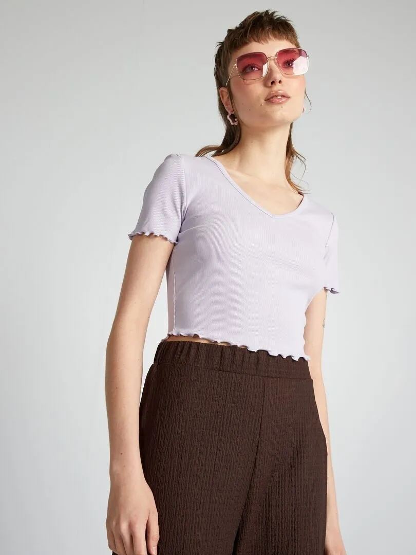 CROPTOP CON BORDES ONDULADOS  ROSA