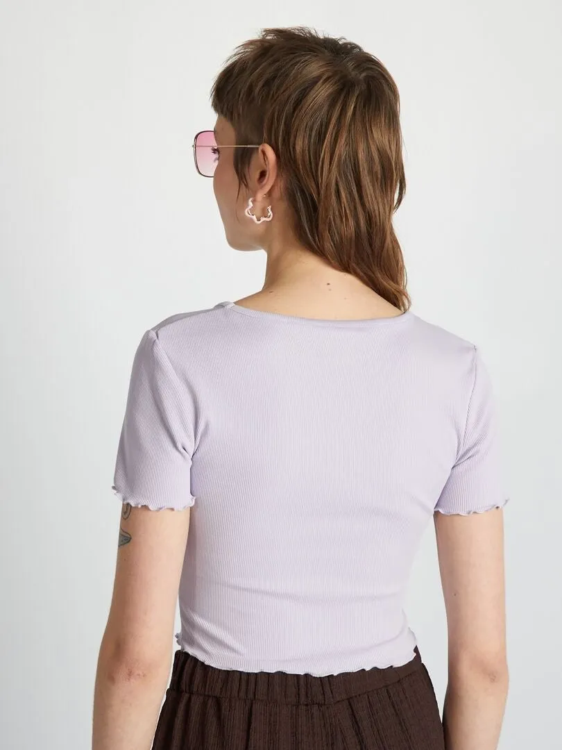 CROPTOP CON BORDES ONDULADOS  ROSA