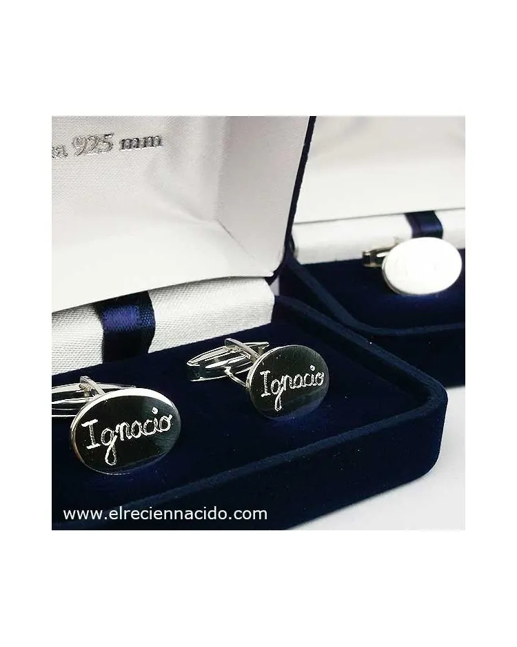 Gemelos de plata grabados con el nombre