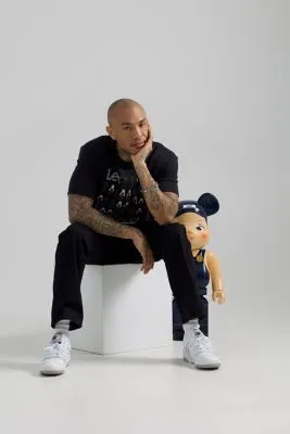 Lee BE@RBRICK Buddy Line Up Relaxed Fit Tee "Washed Black"