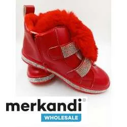 LOTE DE BOTAS PARA NIñOS Y NIñAS  VARIEDAD DE MODELOS Y TALLAS