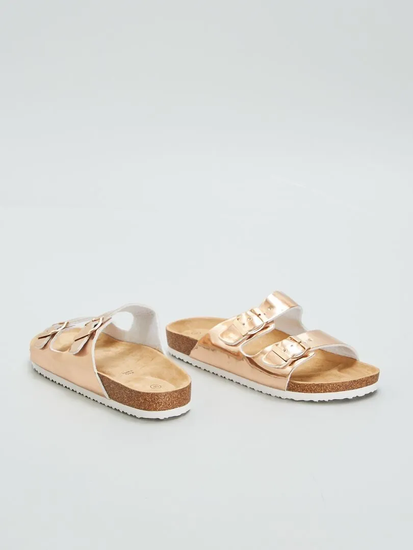 MULES CON HEBILLAS METáLICAS  BEIGE