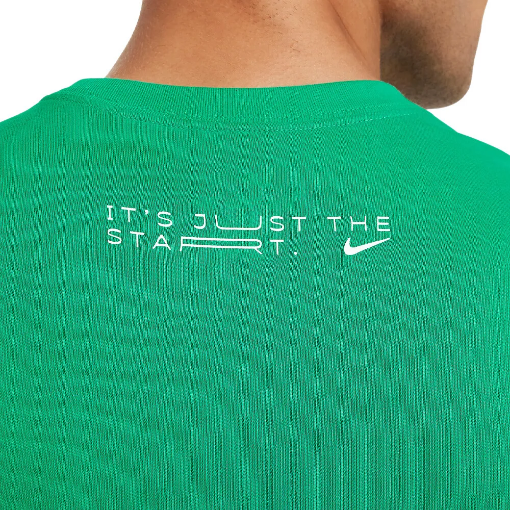 NIKE DRIFIT EK CAMISETA RUNNING  SP25