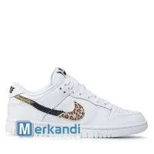 NIKE DUNK LOW SE  DD7099 100