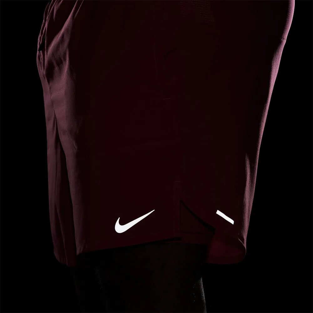 NIKE STRIDE DRIFIT 7 PULGADA 2 EN 1 PANTALONES CORTOS RUNNING  FA24