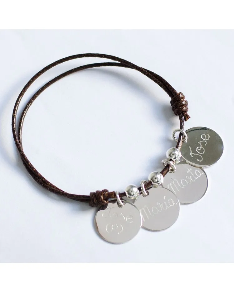 Pulsera con 4 medallas de plata grabadas