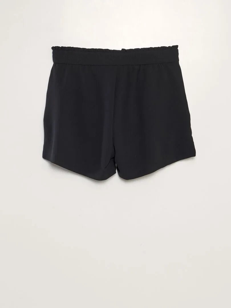 SHORT CON BORDES ONDULADOS 'JDY'  NEGRO