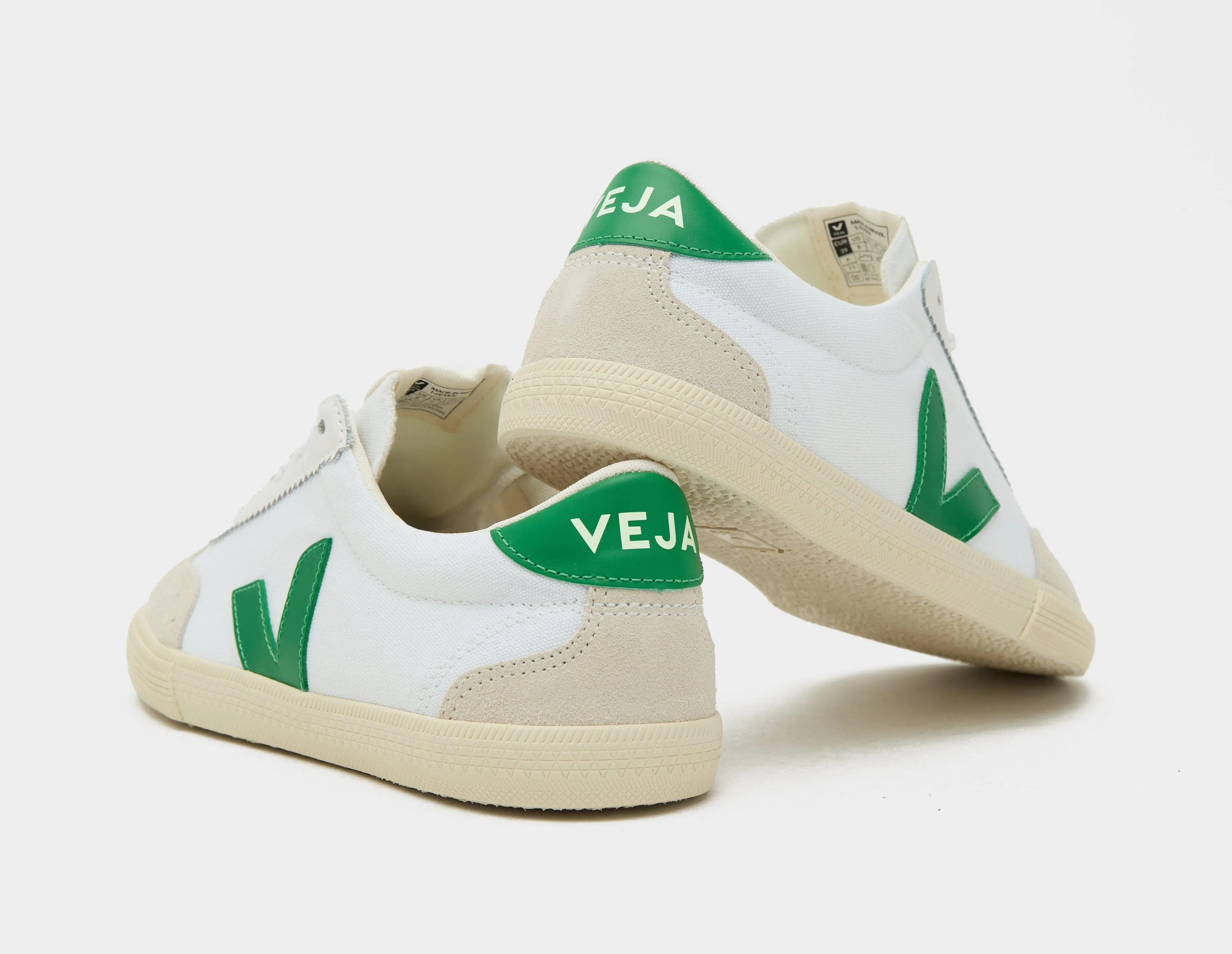 Veja Volley Canvas Women's