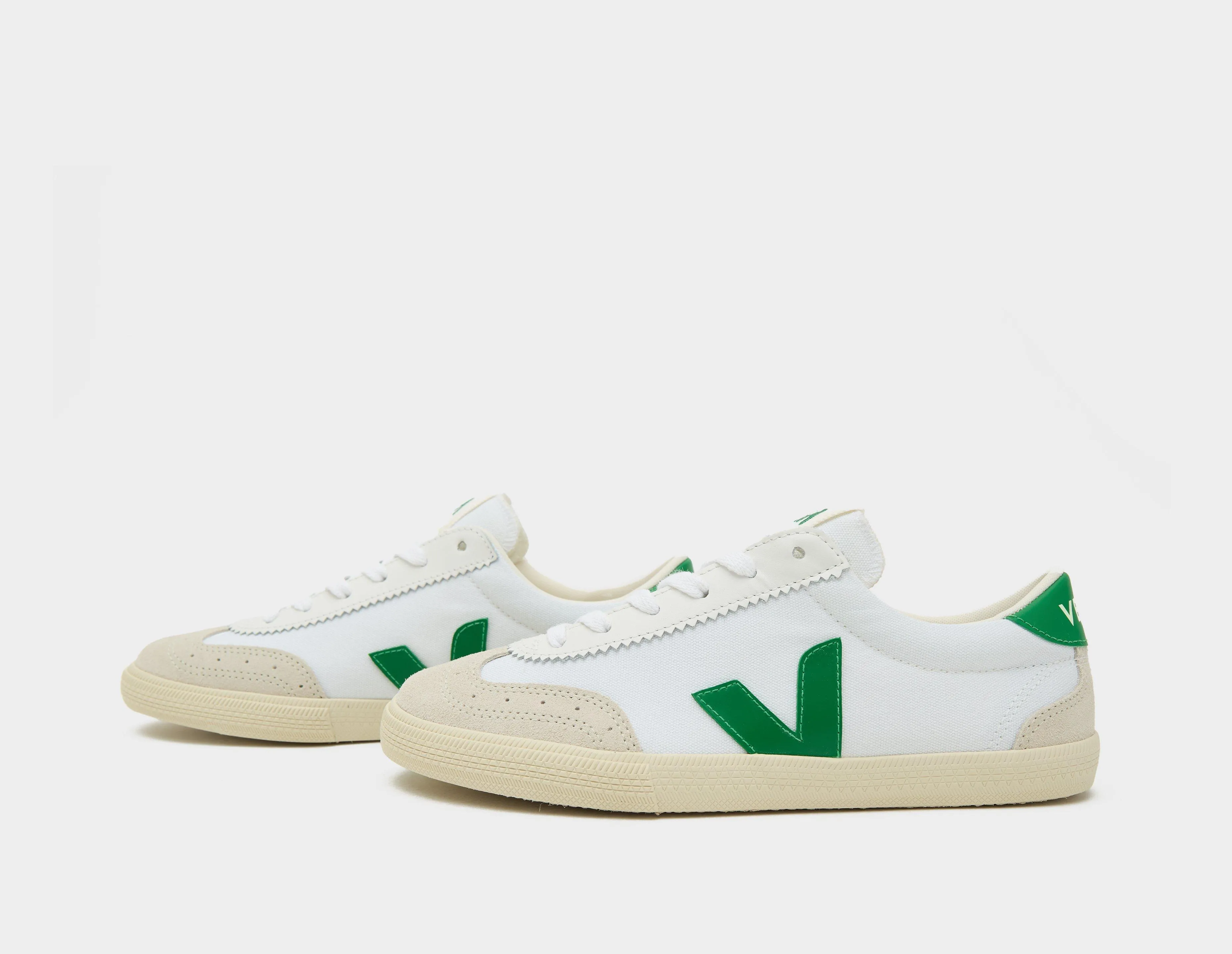 Veja Volley Canvas Women's