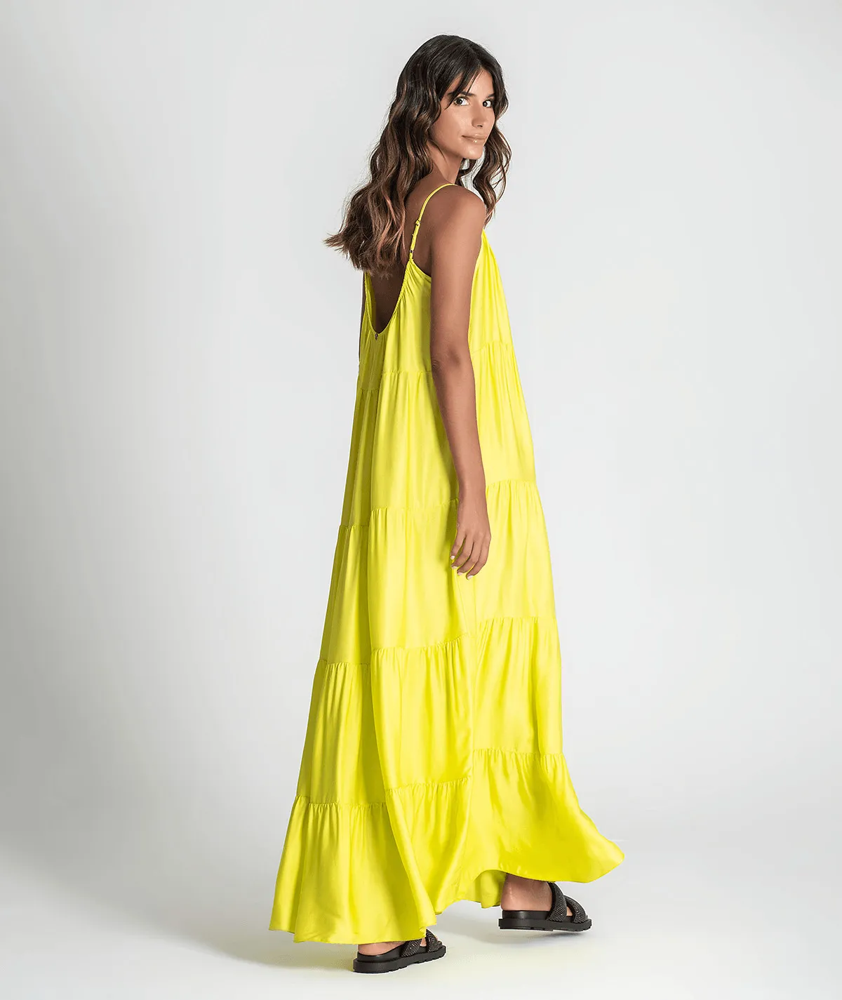 Vestido con tirantes ajustables y pliegues Lima